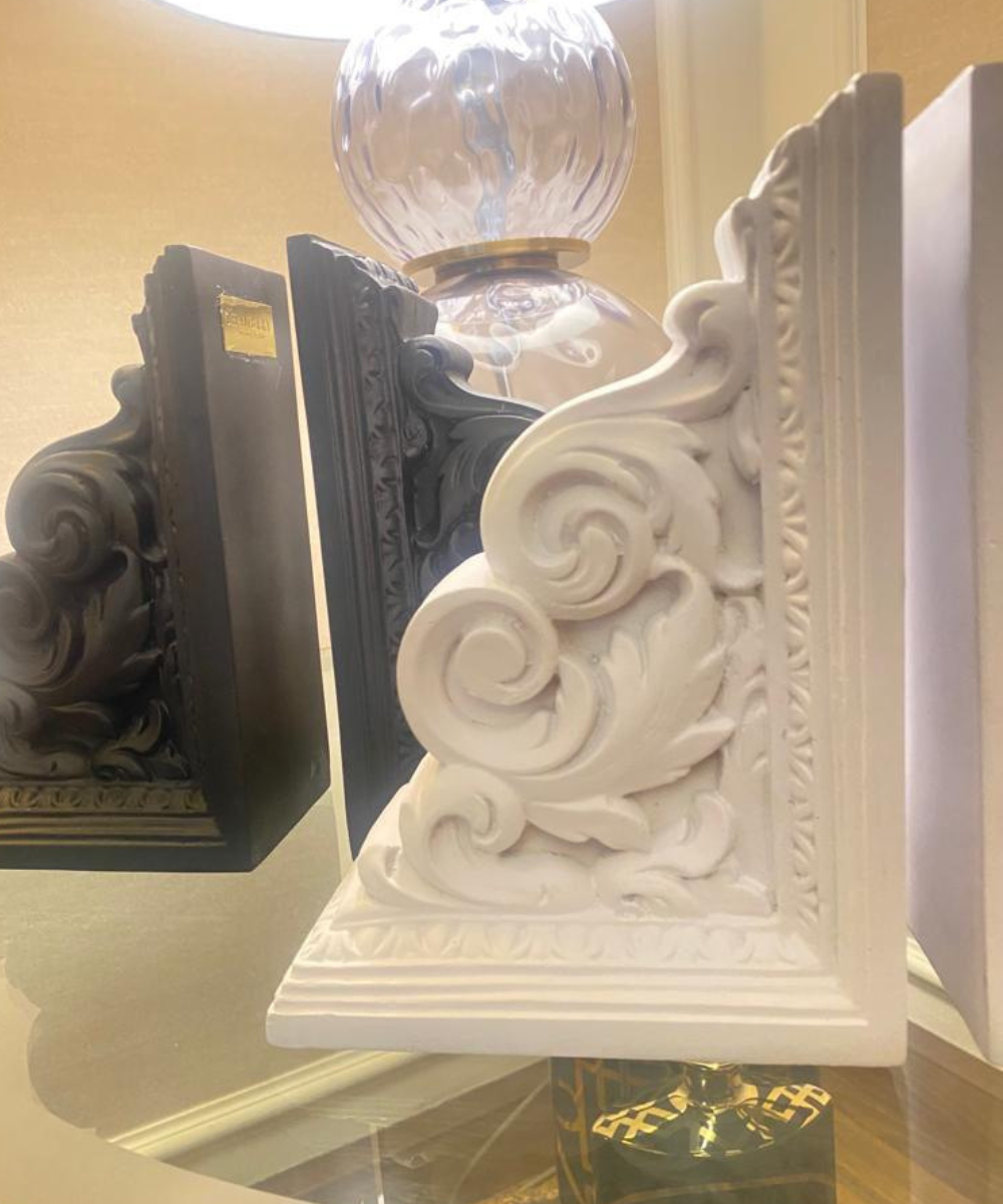 Melrose Bookend
