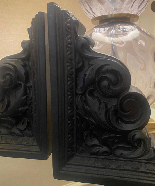Melrose Bookend